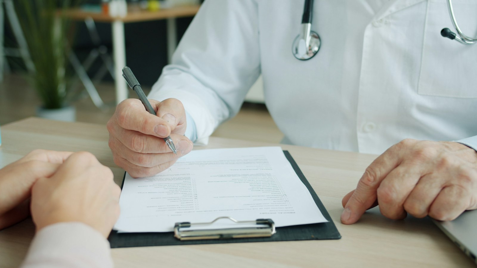 Vaginal Laser vs. At-Home Care for Dryness: What the Evidence Shows